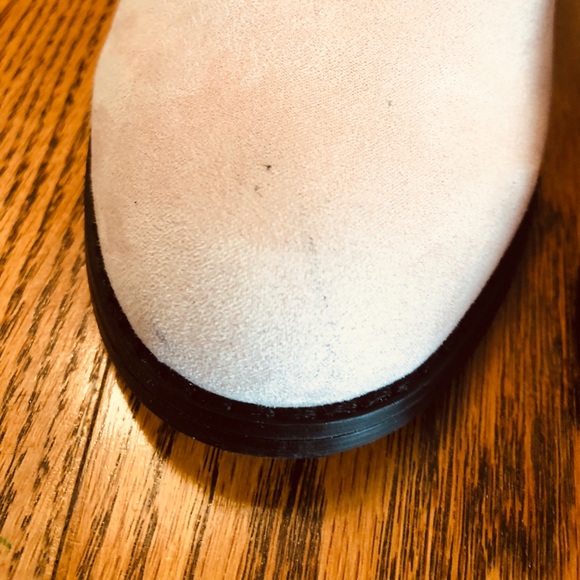 Zipper Pale Pink Booties to edge up any outfit! - Picture 4 of 4
